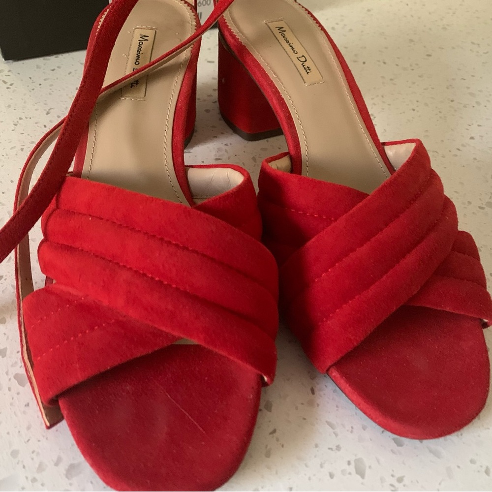 Massimo Dutti Red Shoes